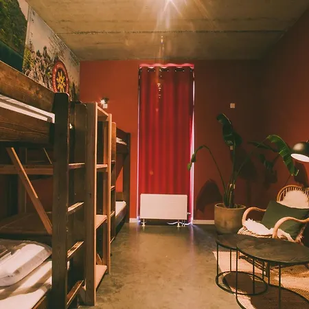 Lakeside Paradise Sport קנוקה-הייסט