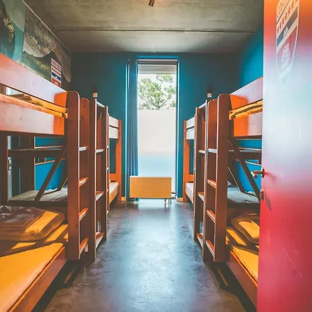 Lakeside Paradise Sport *