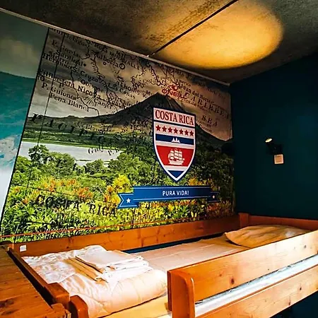 Hostal Lakeside Paradise Sport *