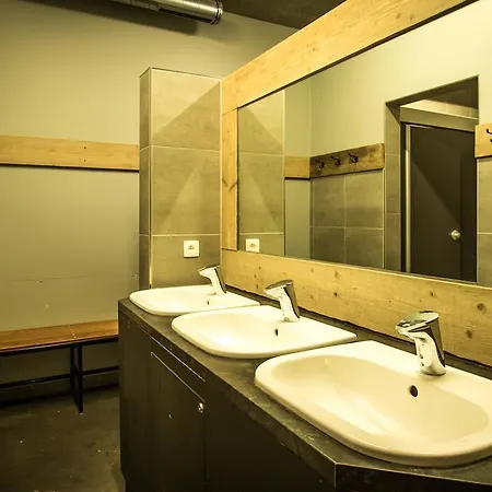 Lakeside Paradise Sport Hostel Knokke-Heist