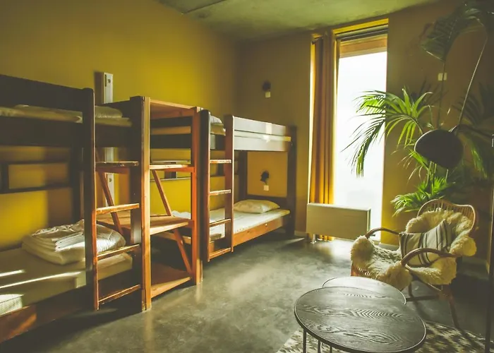 Lakeside Paradise Sport *