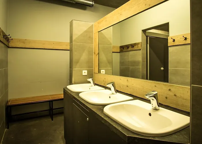 Lakeside Paradise Sport Hostel Knokke-Heist