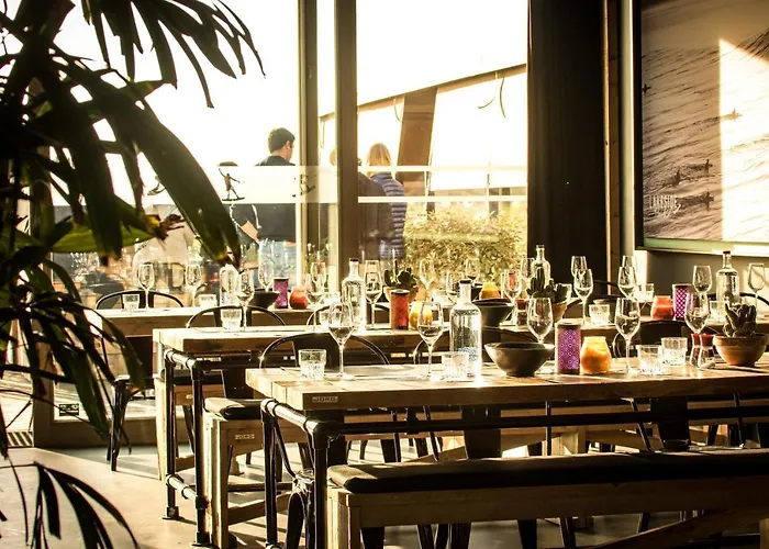 Hostel Lakeside Paradise Sport *